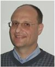 Dr. Manuel Zwecker