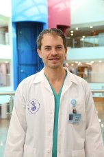 Dr Eilon Ram